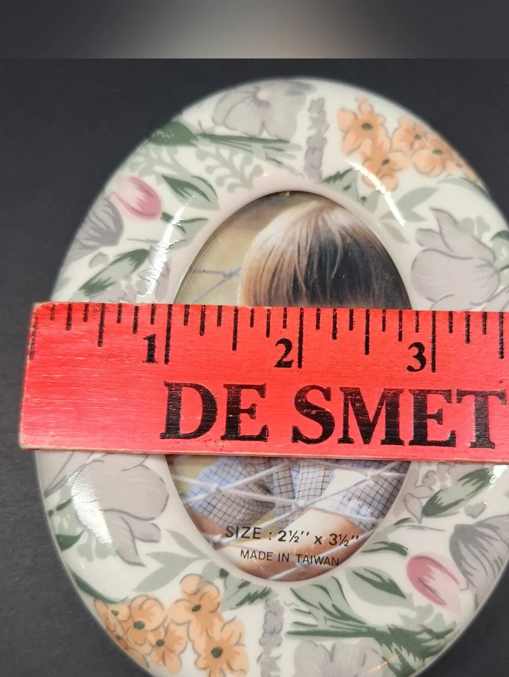 Vtg Sm Floral Ceramic Photo Frames Cottagecore Picture 2.5 x 3.5 Oval Rectangle